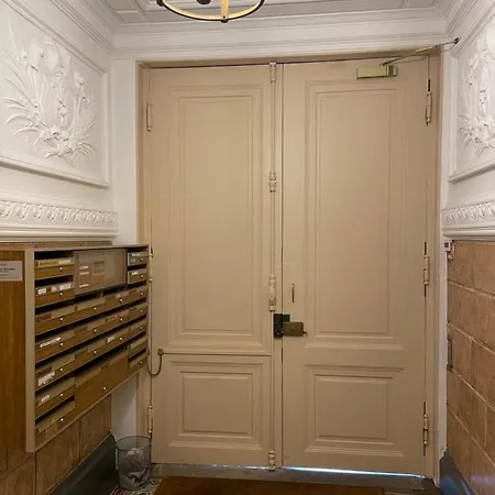 Douchedodo Apartment *